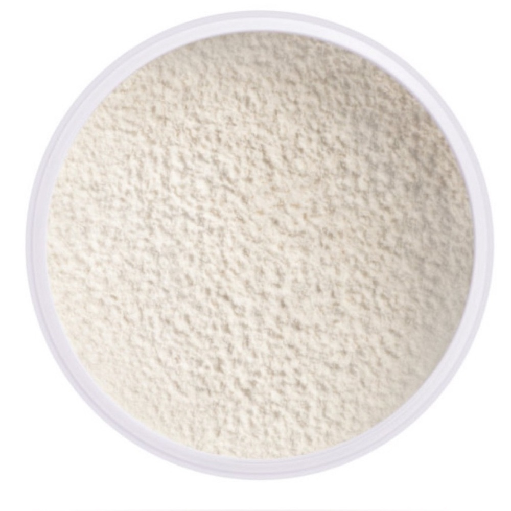 Jeffree Star Magic Star Translucent Setting
Powder- Universal Shade, New Formula - Picture 4 of 4